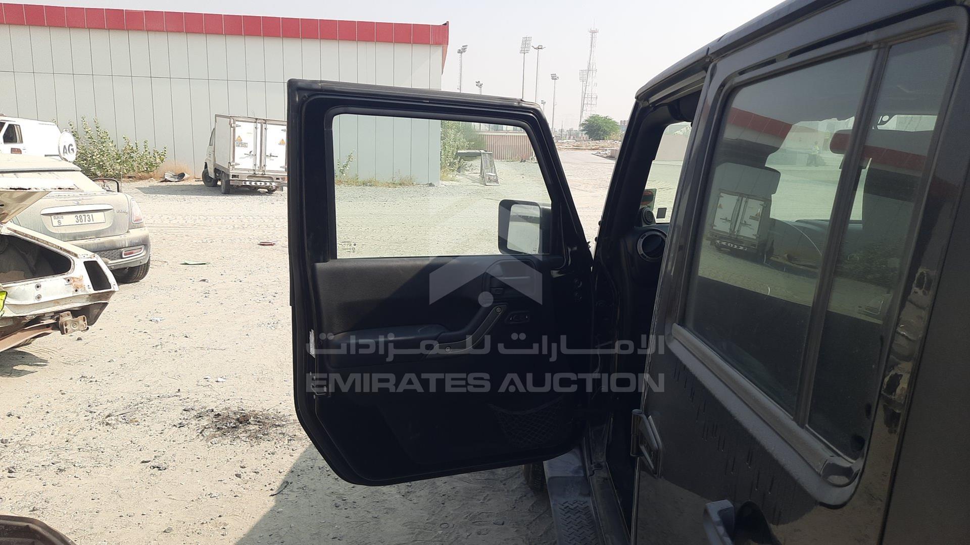 2014 JEEP WRANGLER / VIN: 1C4BJWDG2EL323536