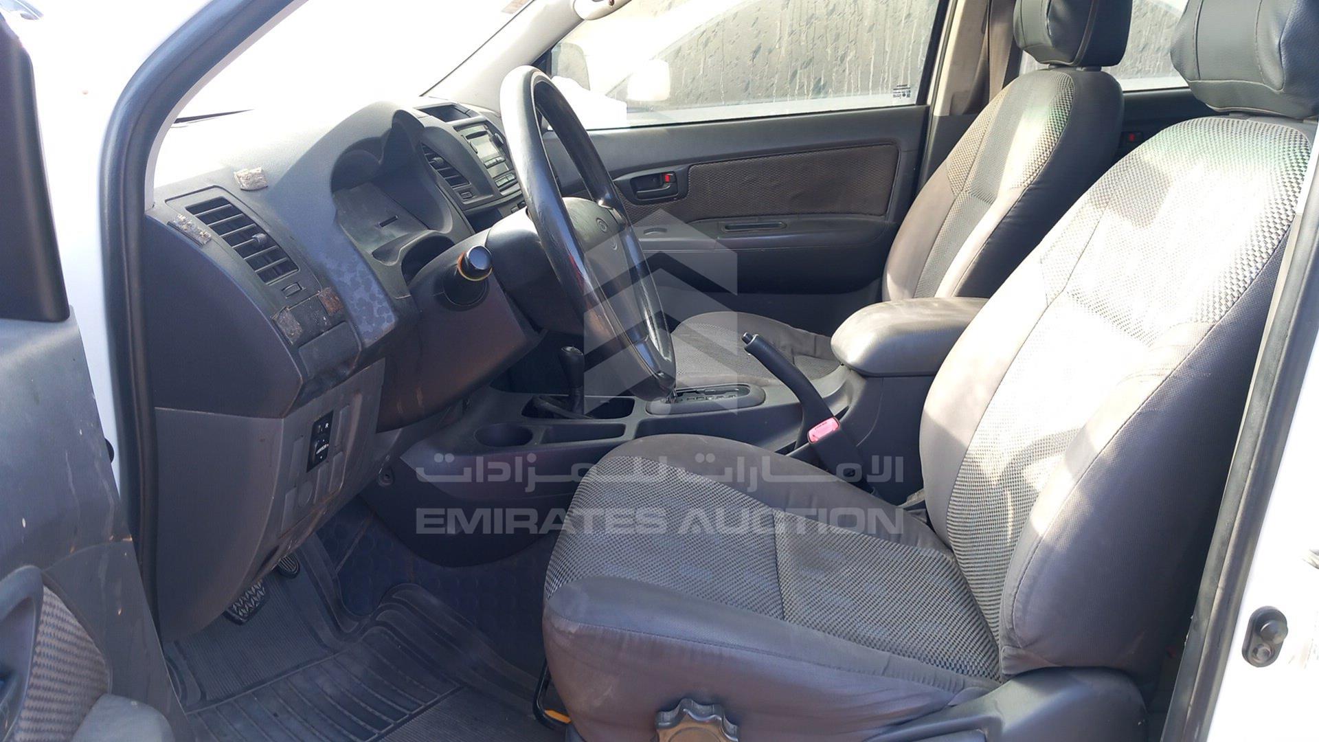 2013 TOYOTA HILUX VIN: MR0FX22G9D1367573