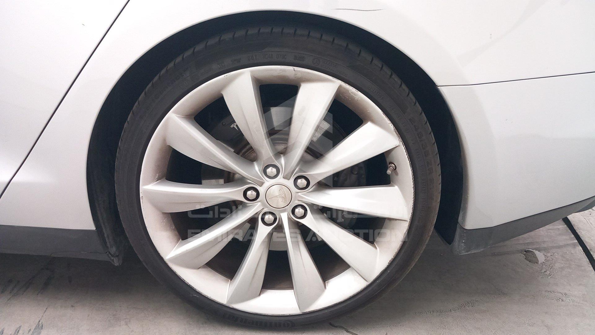 2013 TESLA MODEL S VIN: 5YJSA1DP0DFP23230