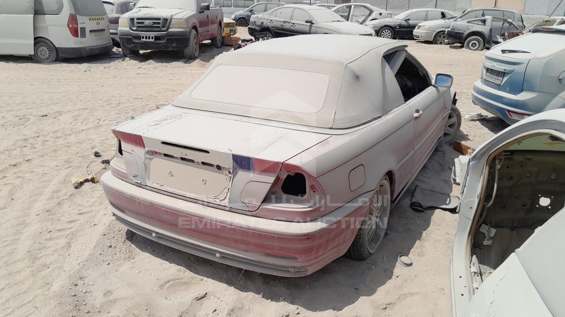 بي ام دبليو 330 2003 — الزاوية الخلفية اليمنى — صورة 7