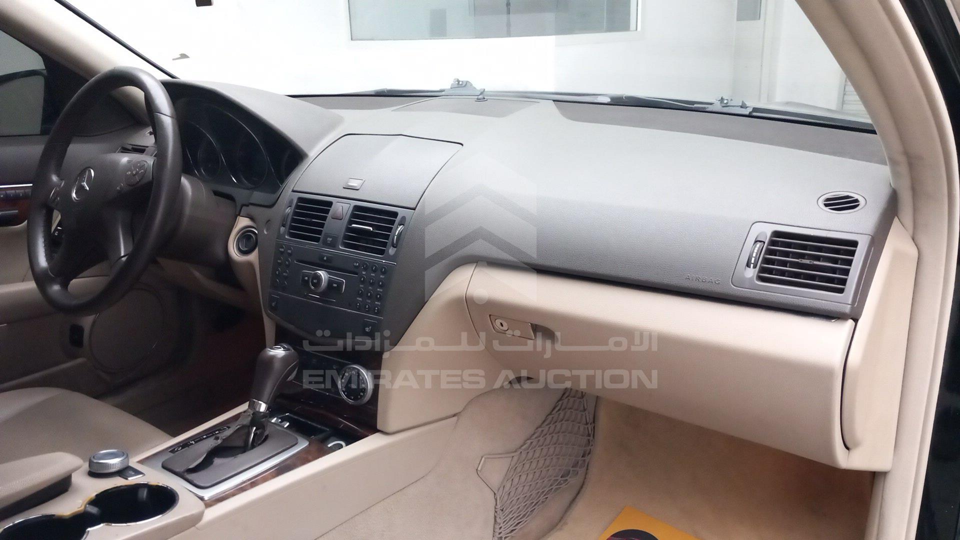 2010 MERCEDES C 300 VIN: WDDGF8BB8AF450400