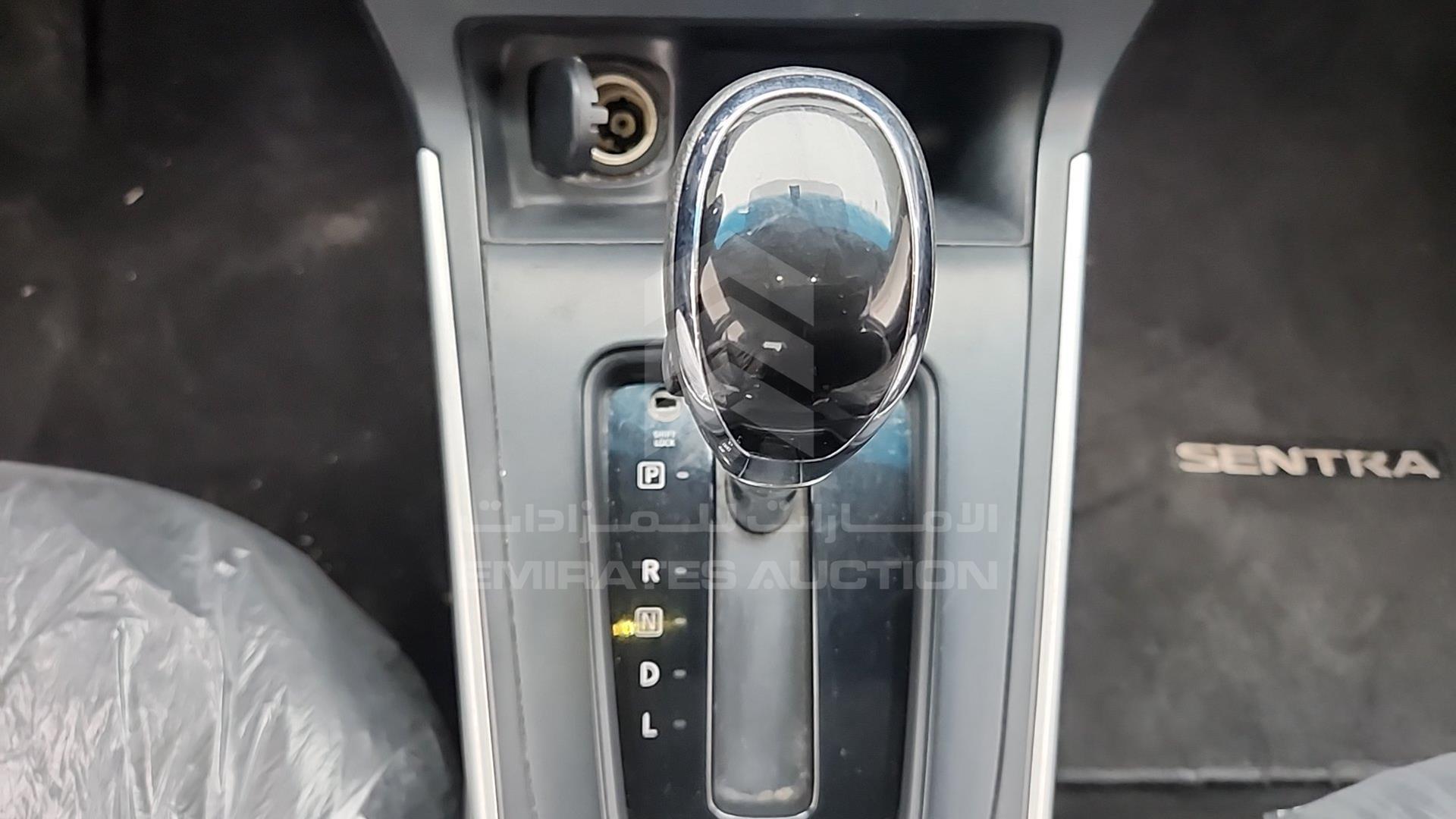 2019 NISSAN SENTRA VIN: 3N1AB7AP6KL607984