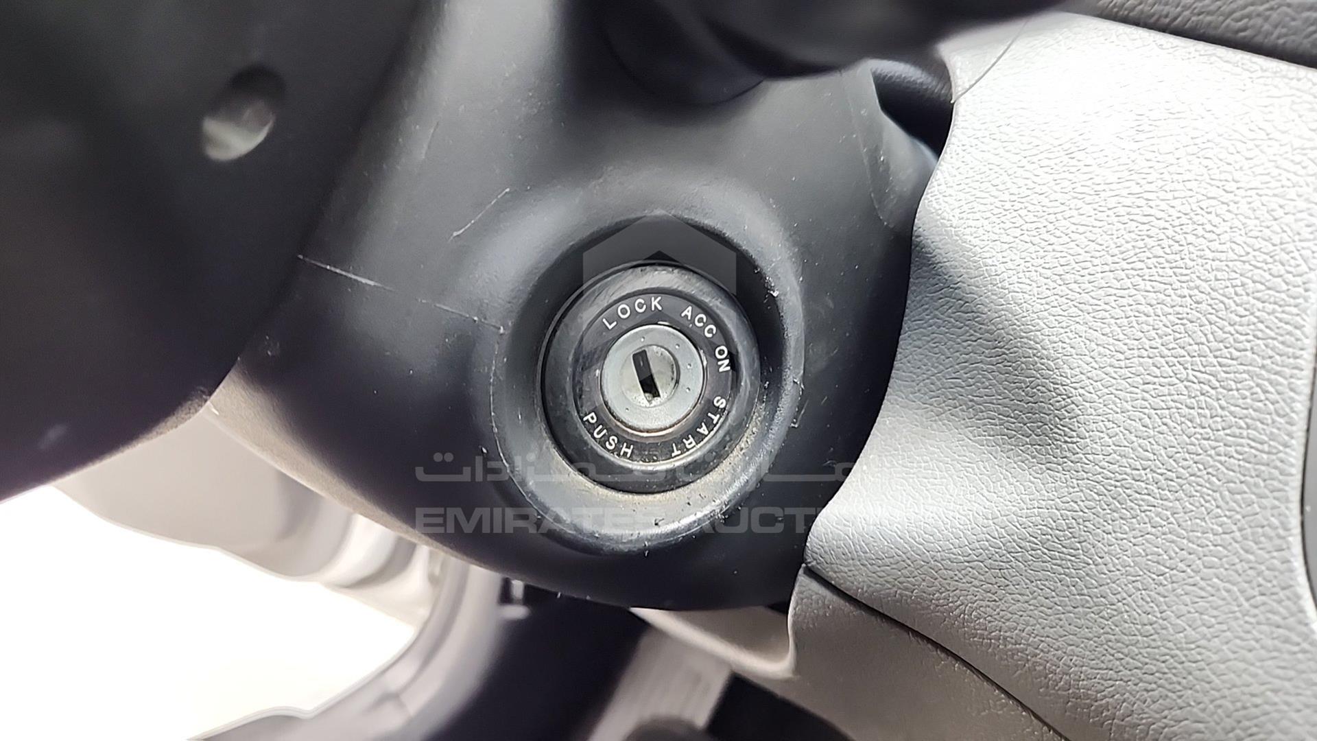 2014 HYUNDAI ELANTRA VIN: KMHDG41C5EU823807