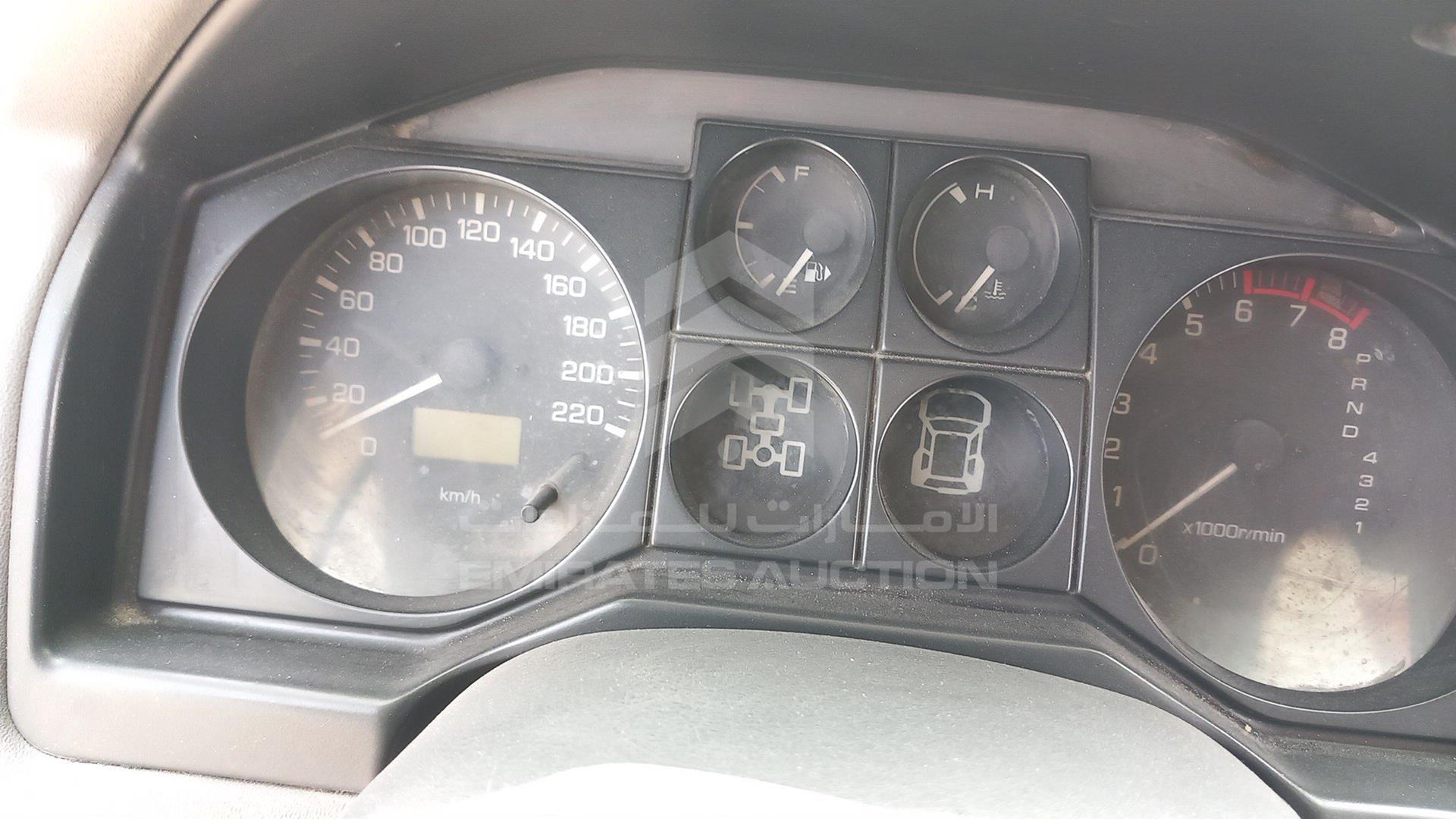 2006 MITSUBISHI PAJERO VIN: JMYLRV73W6J703225