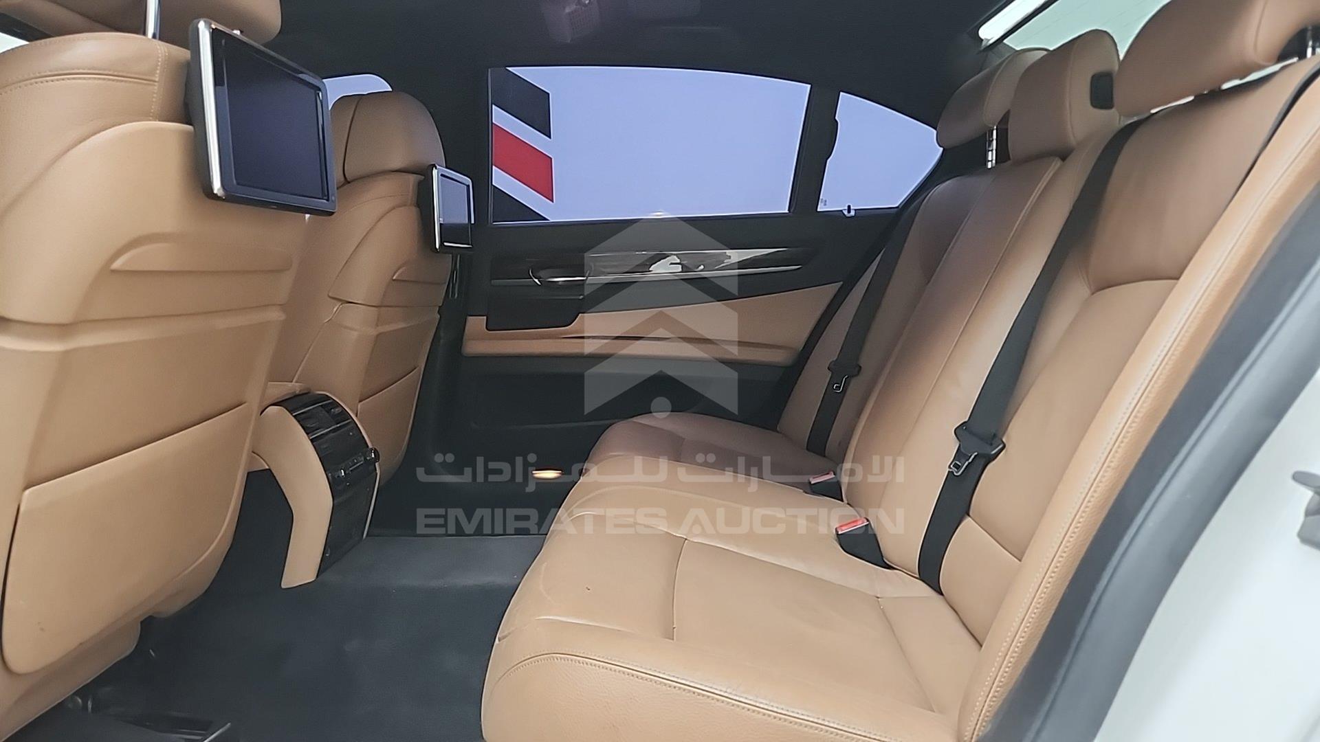 2013 BMW 750LI VIN: WBAYE8105DDD87712