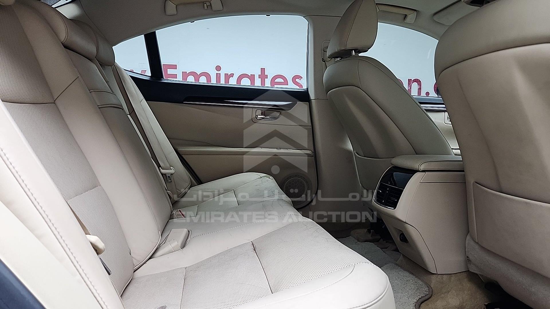 2015 LEXUS ES 350 VIN: JTHBK1GG4F2170952