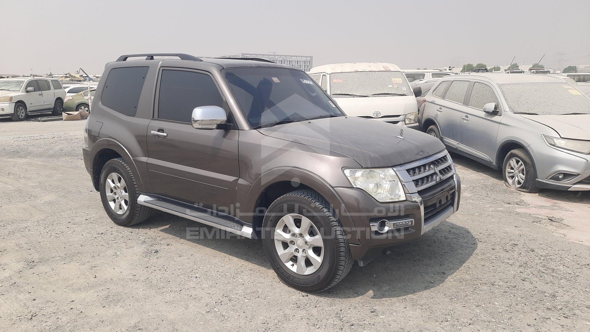 2016 MITSUBISHI PAJERO VIN: JMYMRV85WGJ725010