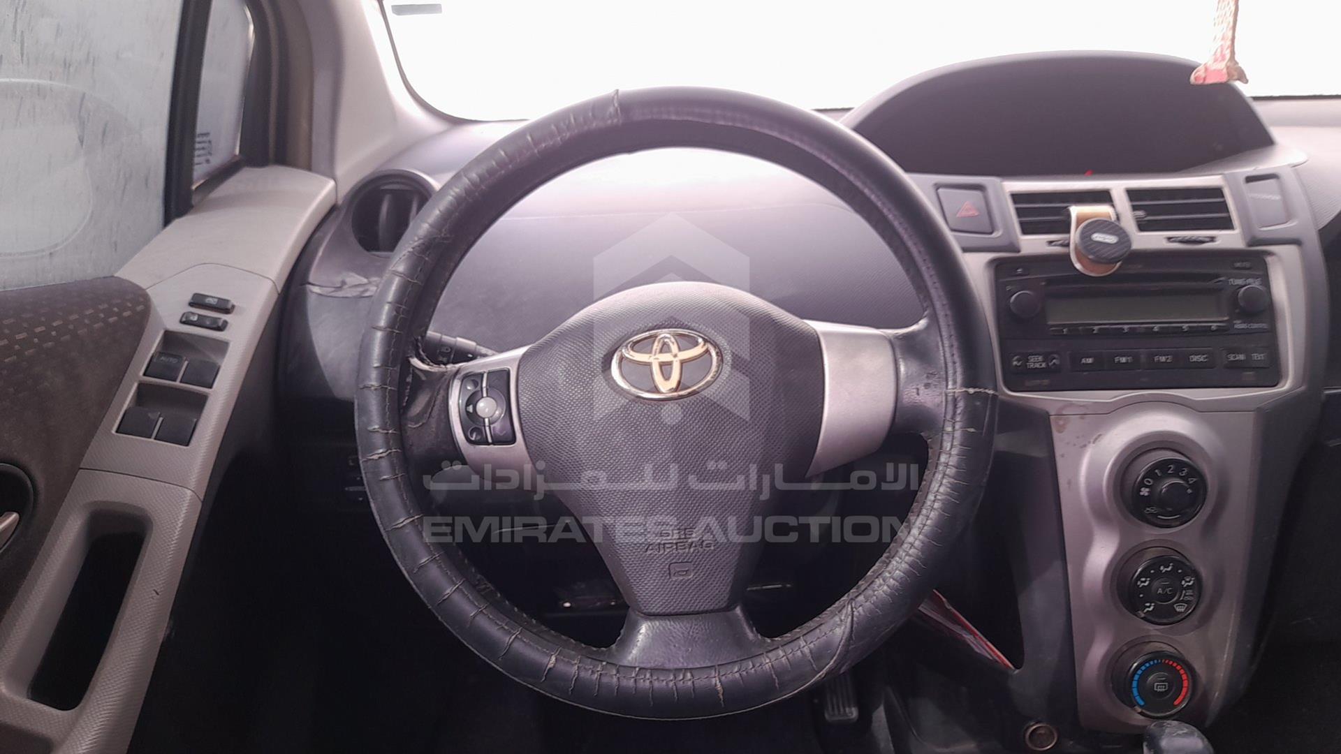 2009 TOYOTA YARIS VIN: JTDKW923495118488