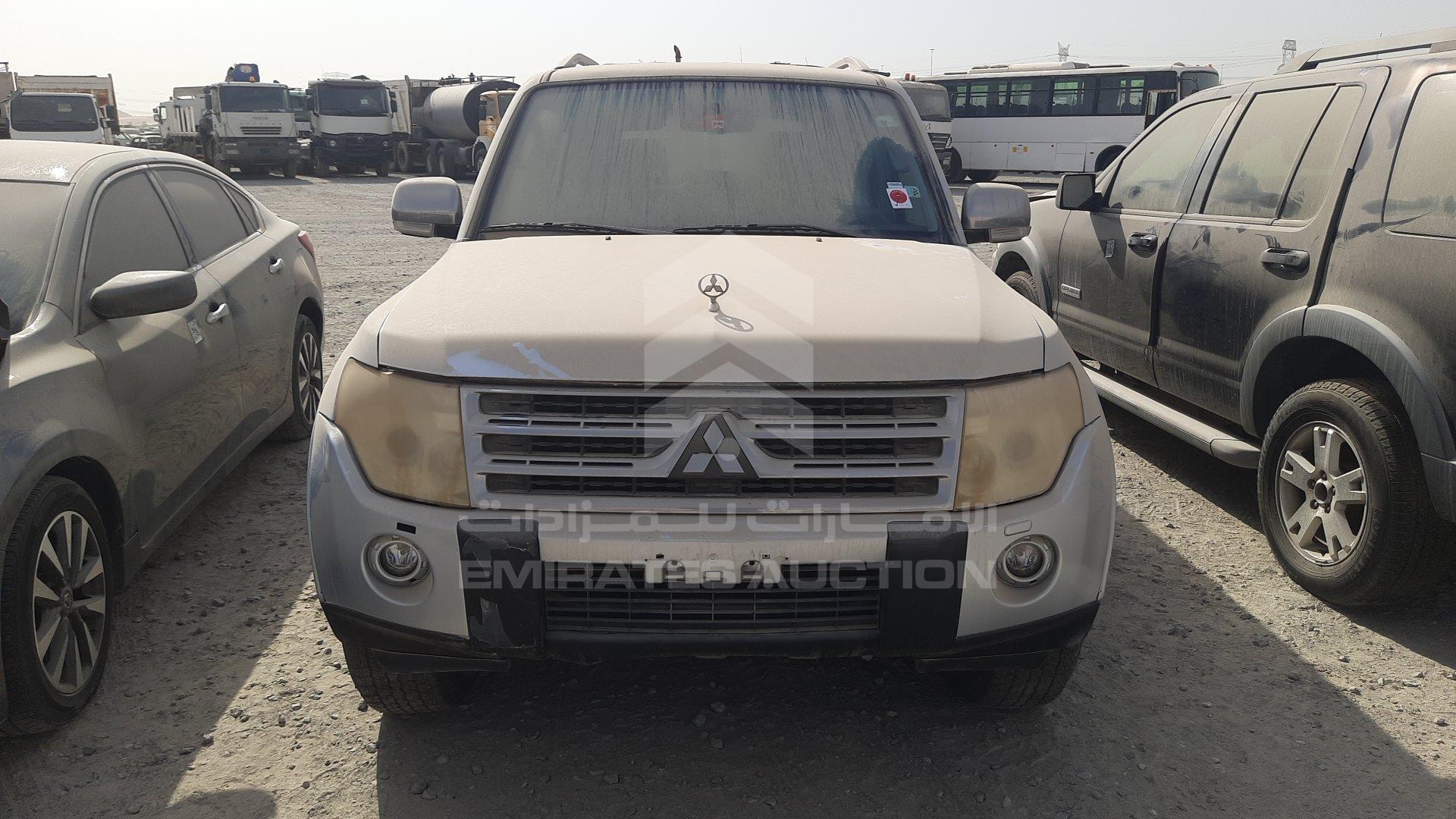 JMYLRV93W9J701087 - 2009 Mitsubishi Pajero - #undefined
