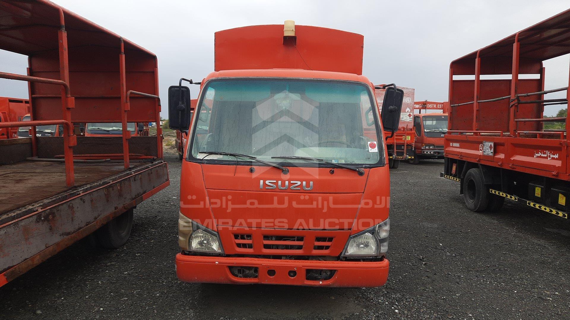 JAMFP14F767H00119 - 2006 Isuzu NHR - #undefined