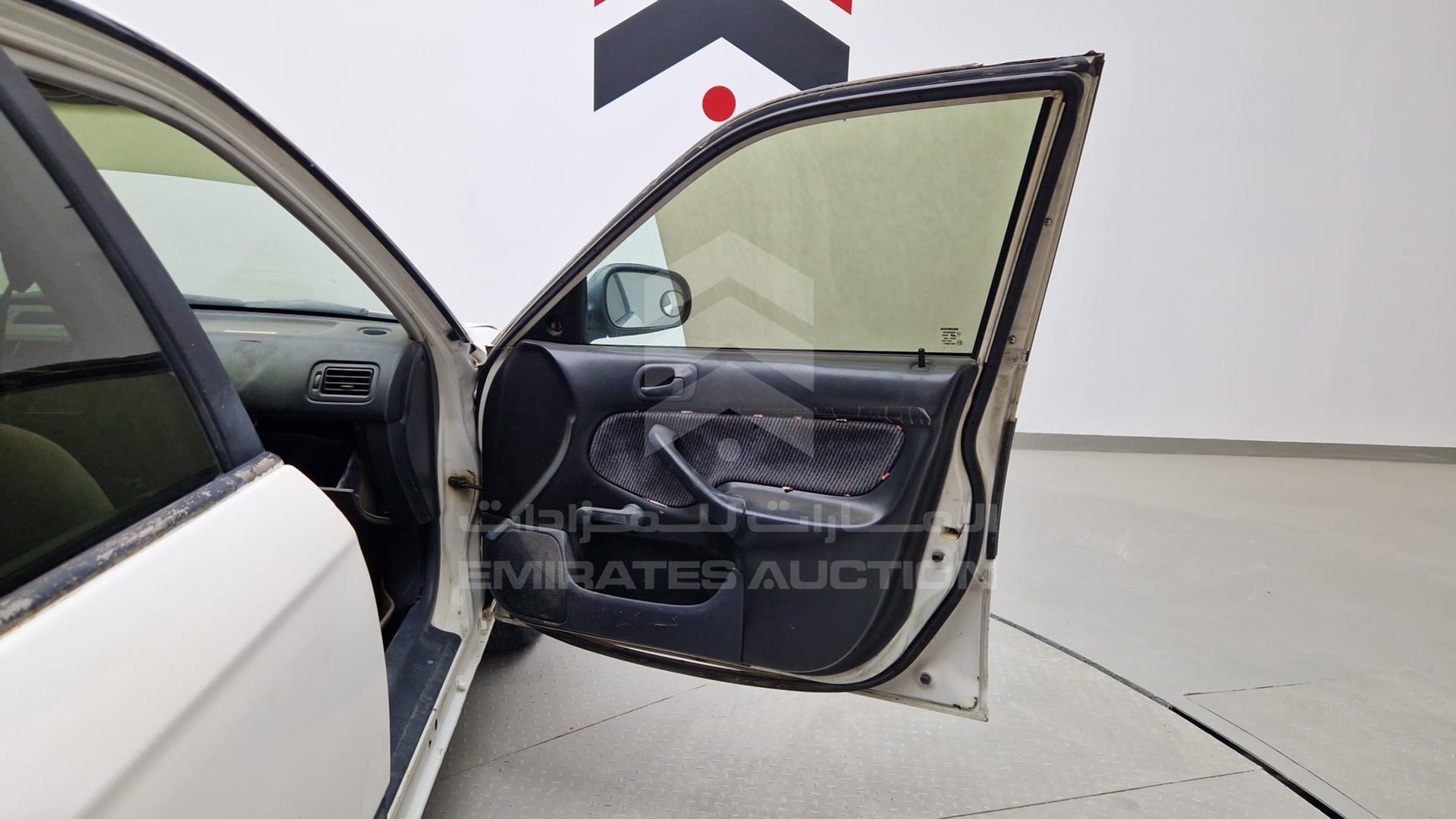 1998 HONDA CIVIC VIN: JHMEK3640WS017948