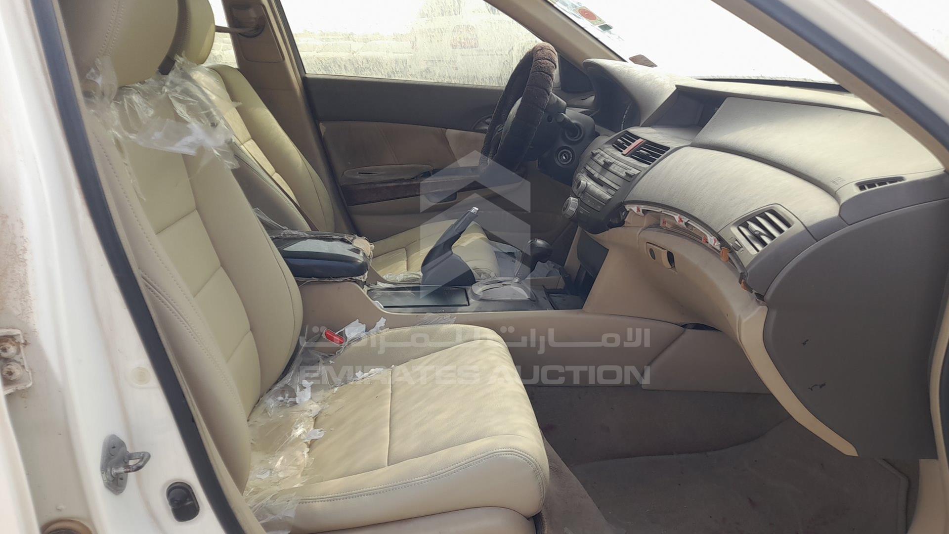 2008 HONDA ACCORD VIN: JHMCP26768C423165
