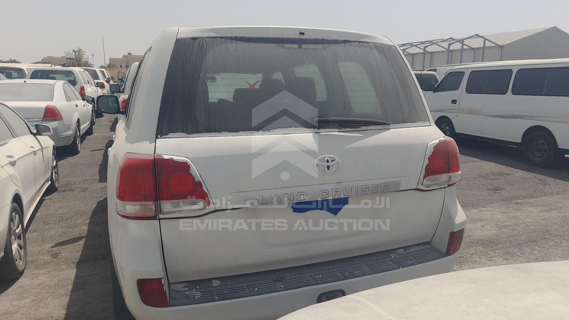 2011 TOYOTA LAND CRUISER VIN: JTMDU09J4B4044435