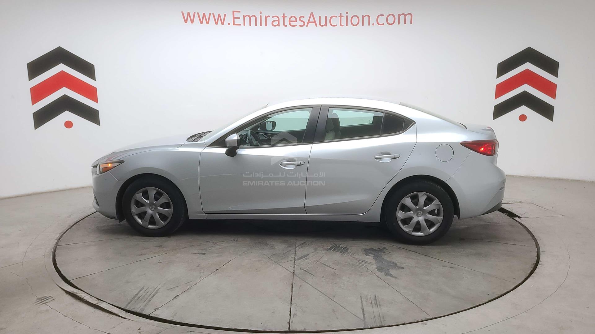 2019 MAZDA 3 VIN: JM7BN1SZ2K1242688