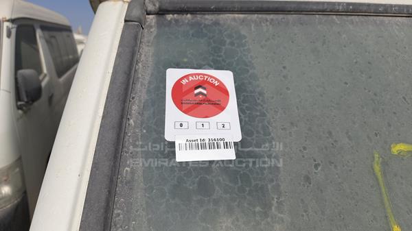 JMYHNP13WDA700209 Mitsubishi L 300