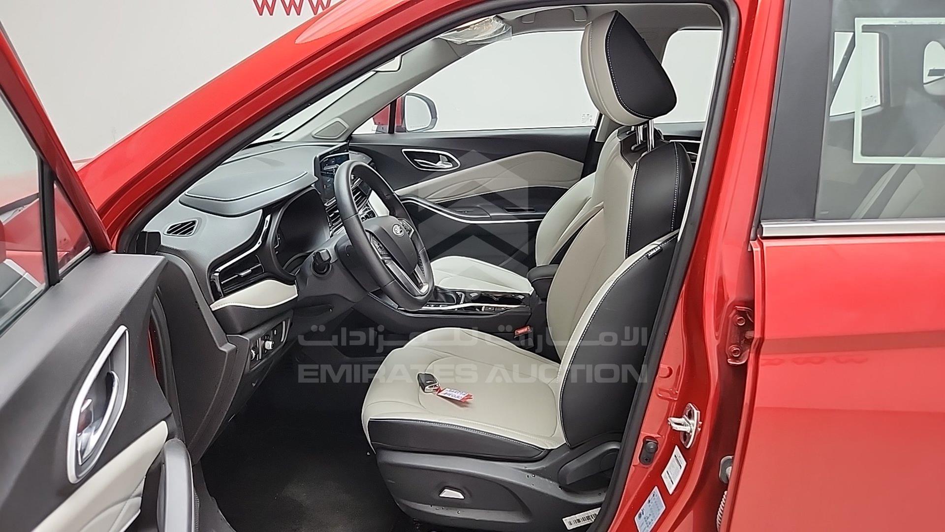 2023 JAC JS4 VIN: LJ12EKS31P4733993