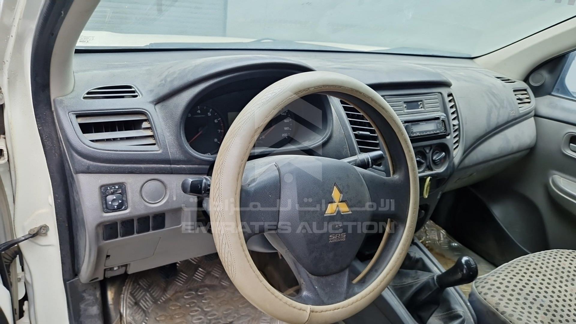 2016 MITSUBISHI L 200 VIN: MMBJNKJ40GH008469