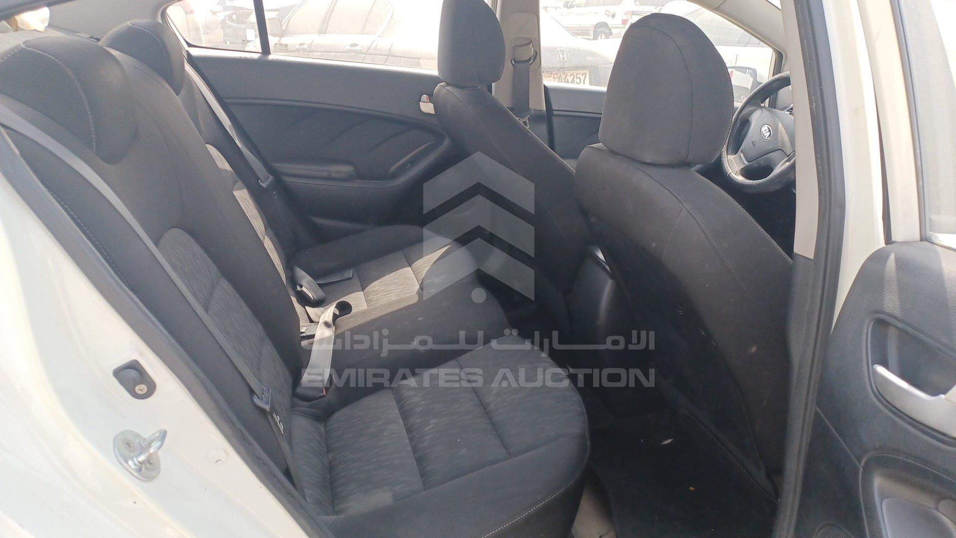 2016 KIA CERATO VIN: KNAFK4174G5553896