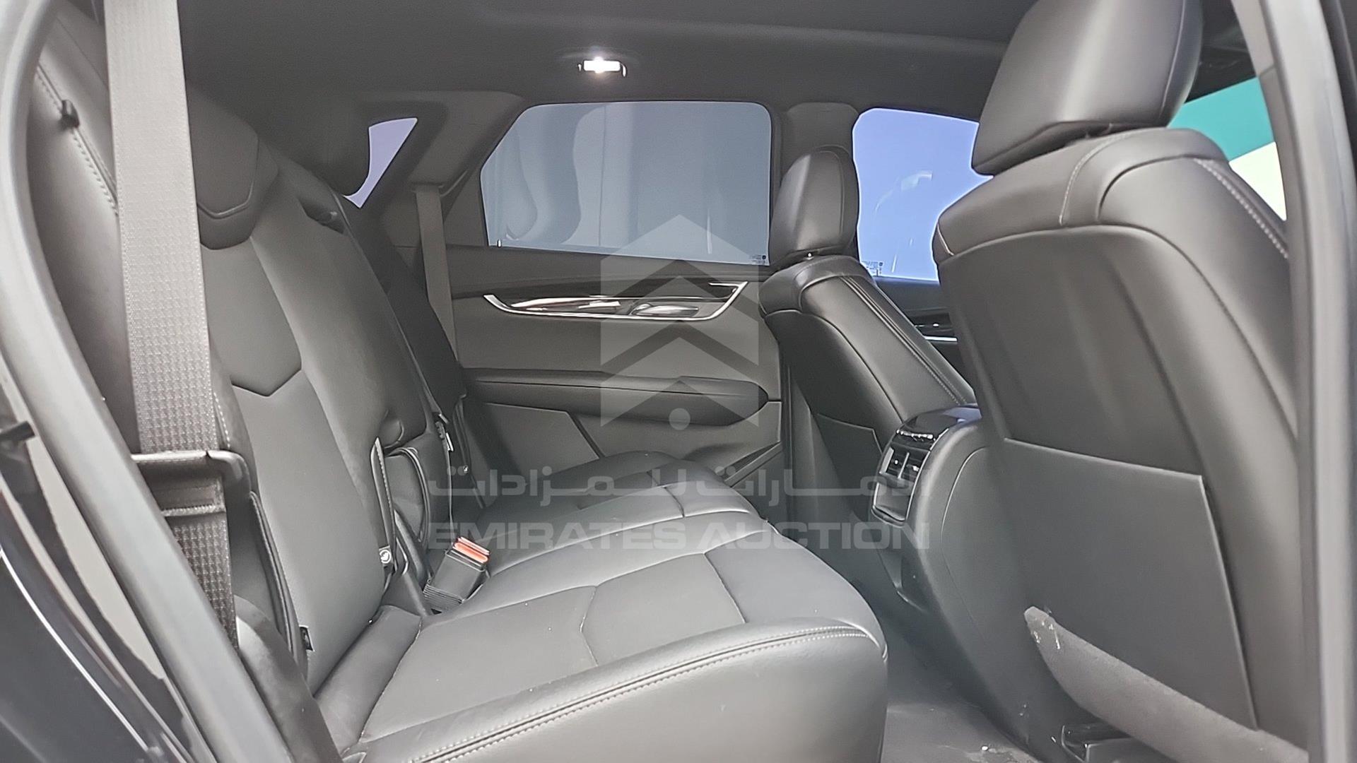 2021 CADILLAC XT 5 VIN: 1GYKNCRS7MZ137237