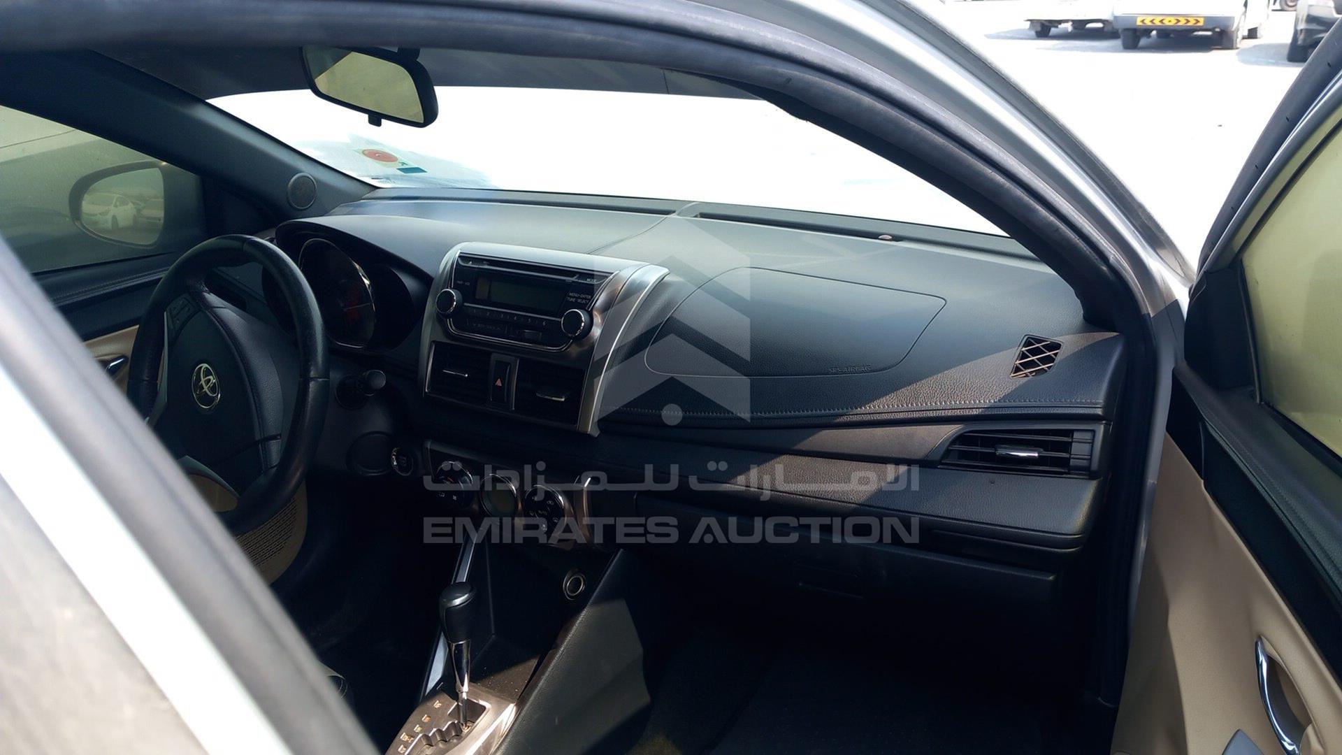2015 TOYOTA YARIS VIN: MR2KT9F31F1127065