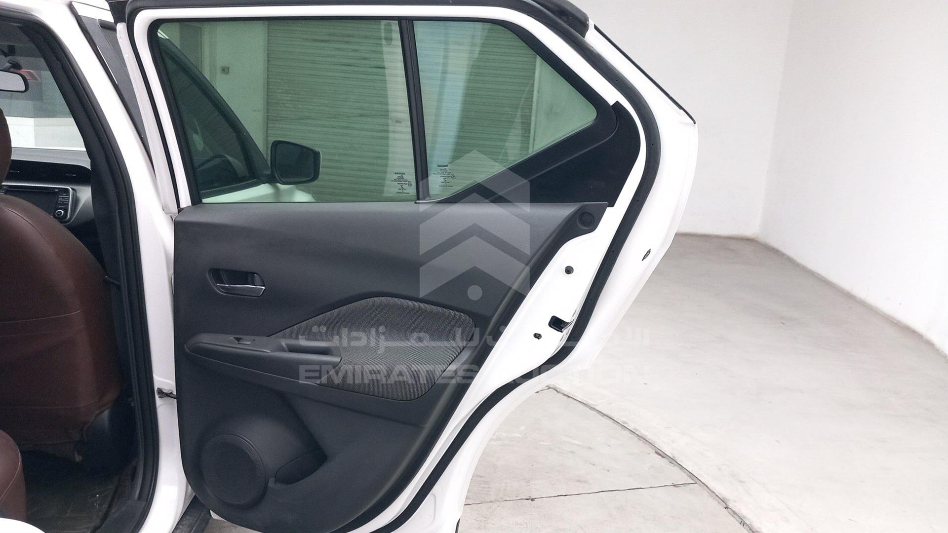 2018 NISSAN KICKS VIN: 3N1CP5C90JL484114