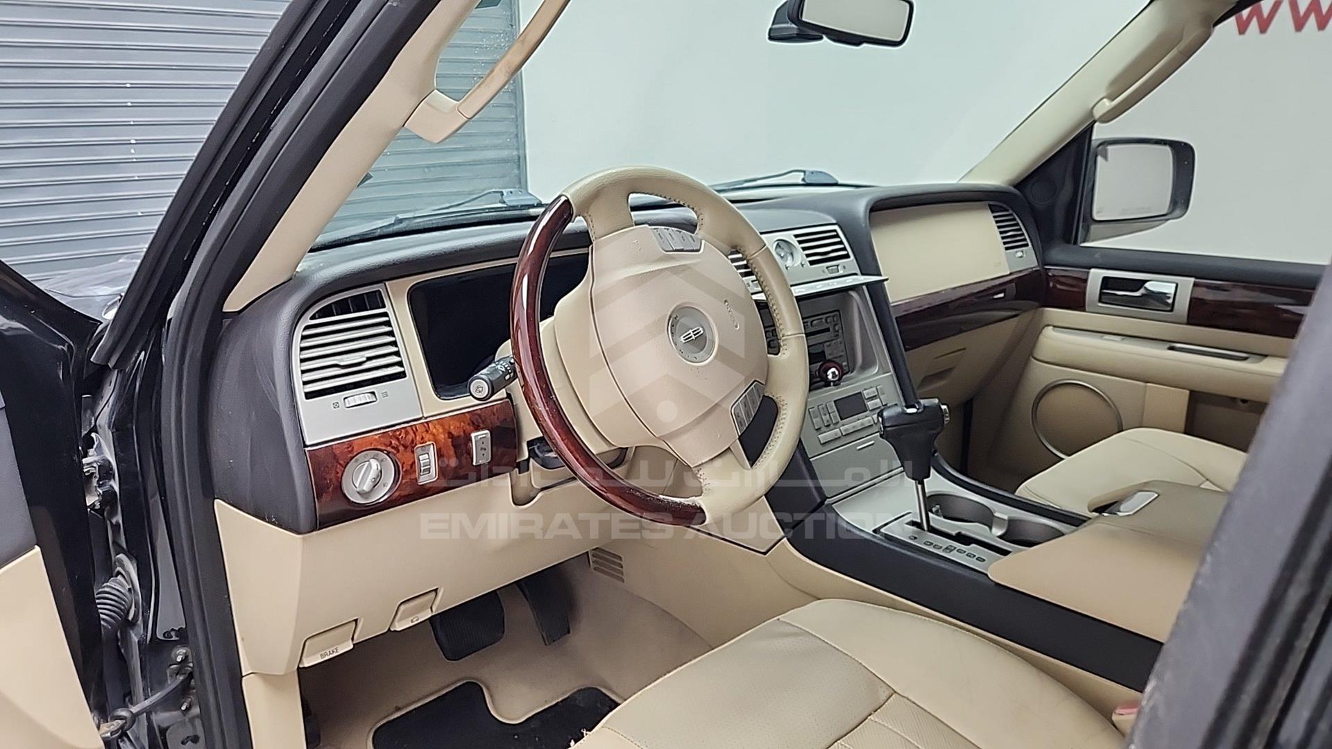 2006 LINCOLN NAVIGATOR VIN: 5LMFU28566LJ05779