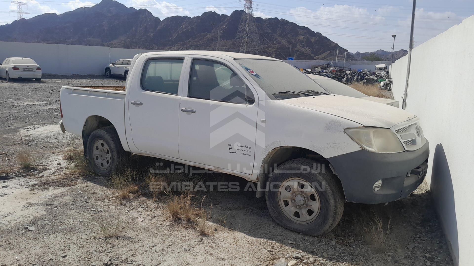 2008 TOYOTA HILUX VIN: MR0FX22G681309765