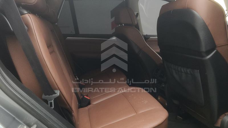 WBAZV4102DL926884 Auction: EmiratesAuction Lot: 409005 WBAZV4102DL926884 BMW X5 2013 GREY Photo 33