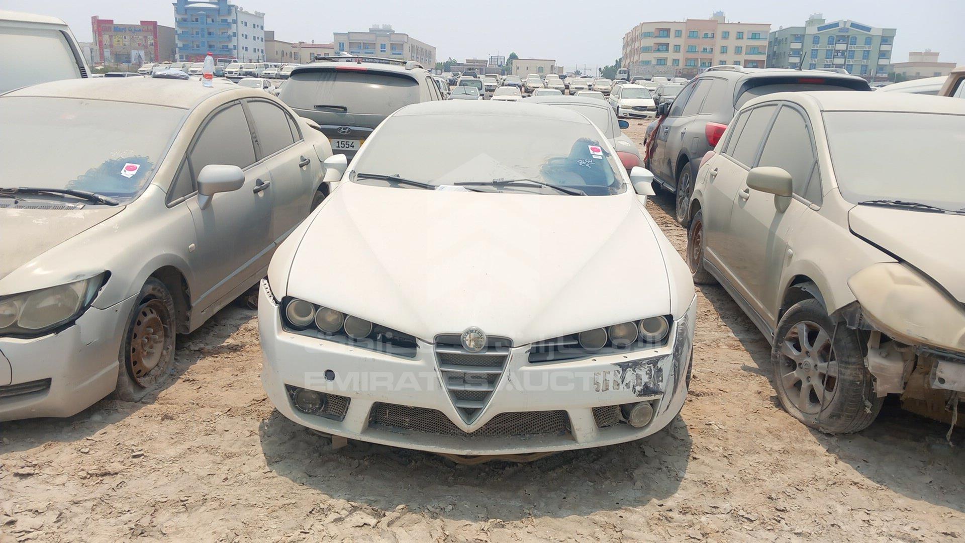 0 ALFA ROMEO --- VIN: ZAR93900005021104