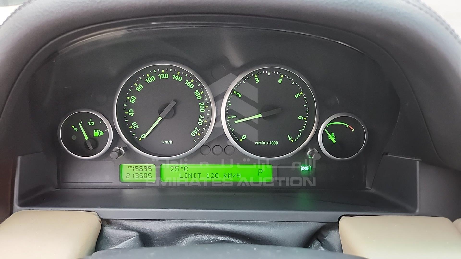 2009 RANGE ROVER HSE VIN: SALLMAM549A302079