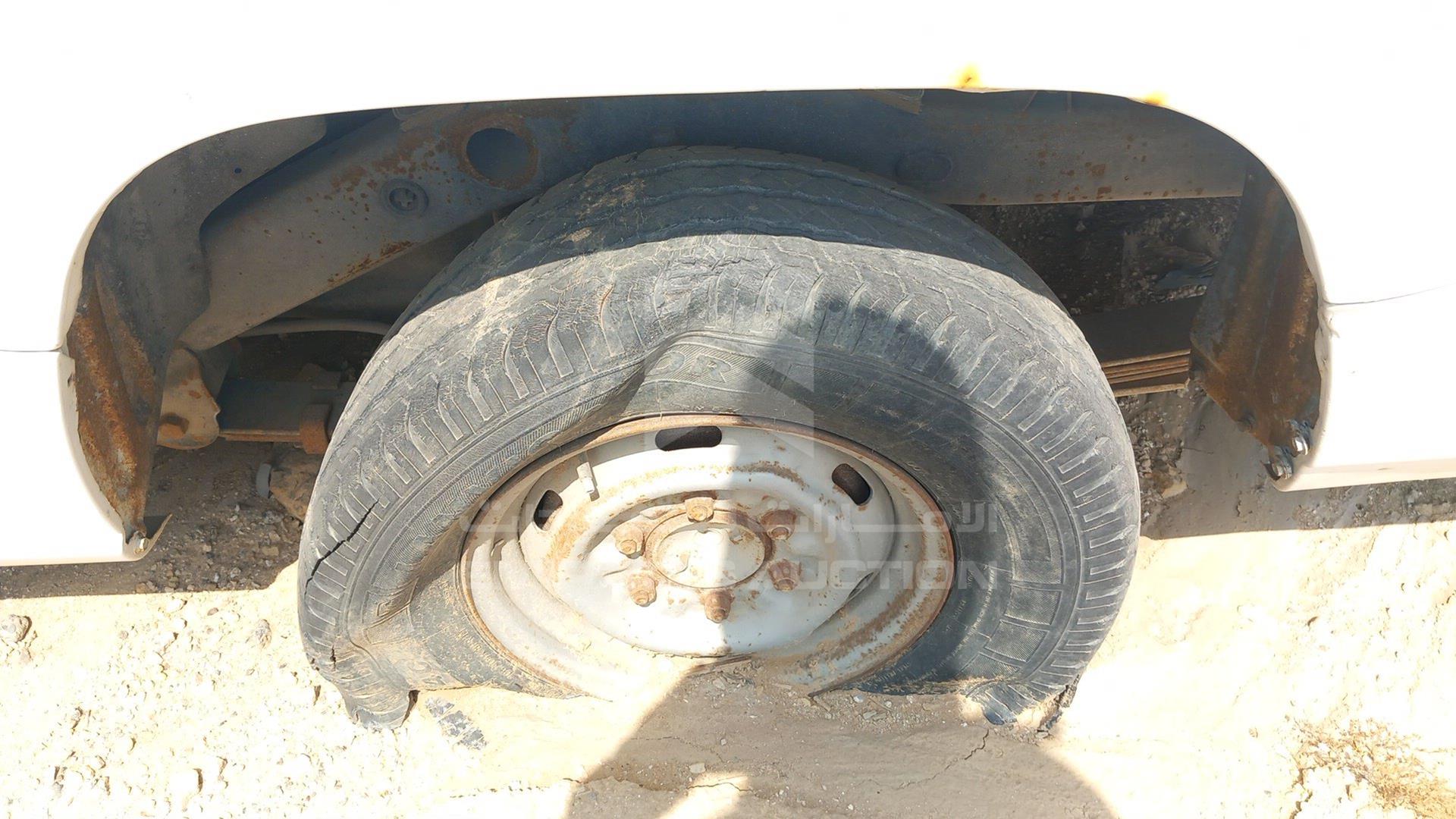 1992 MITSUBISHI L 200 VIN: D0NK130NP00582