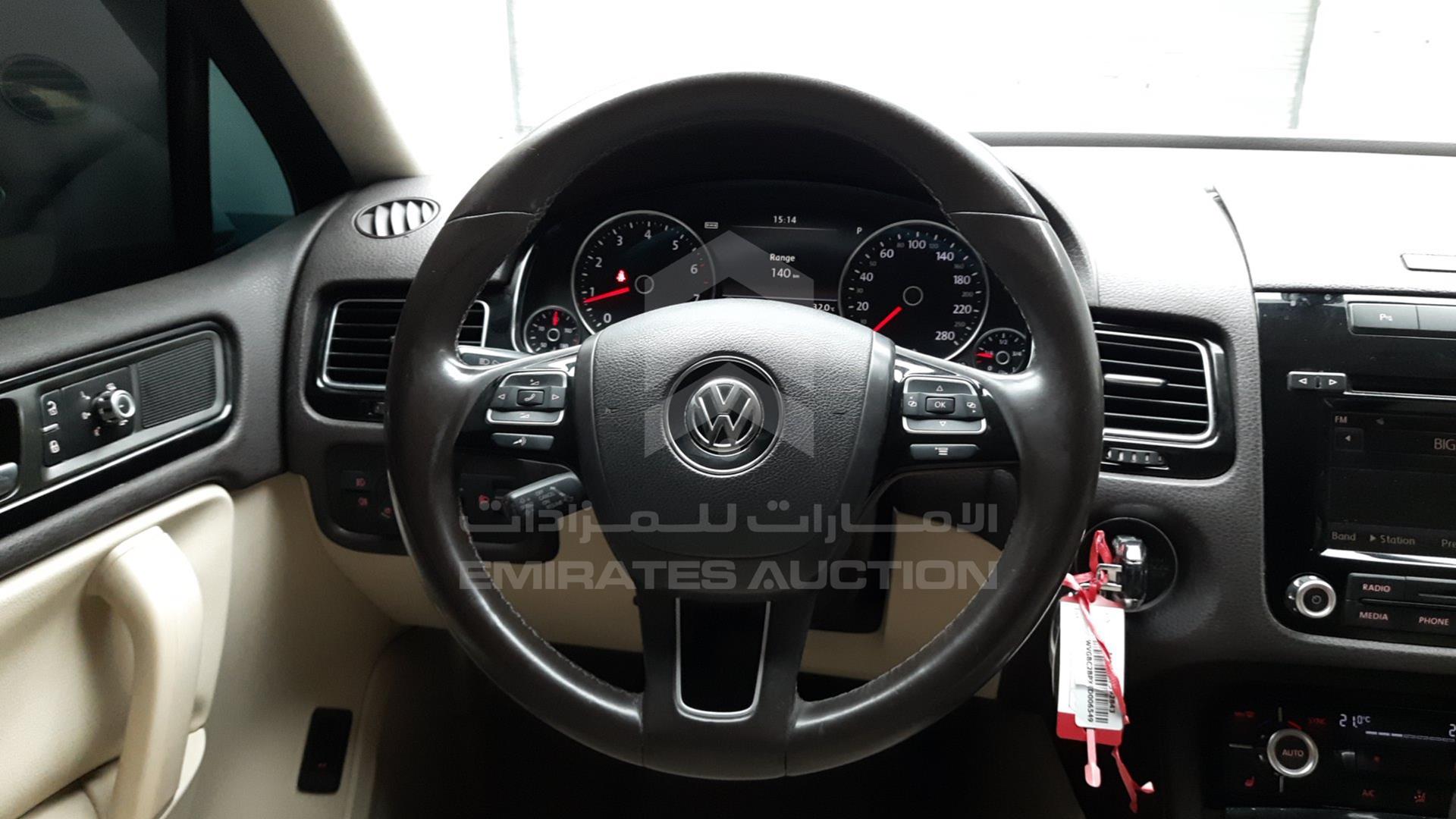 2014 VOLKSWAGEN TOUAREG VIN: WVGBC2BPXED006549