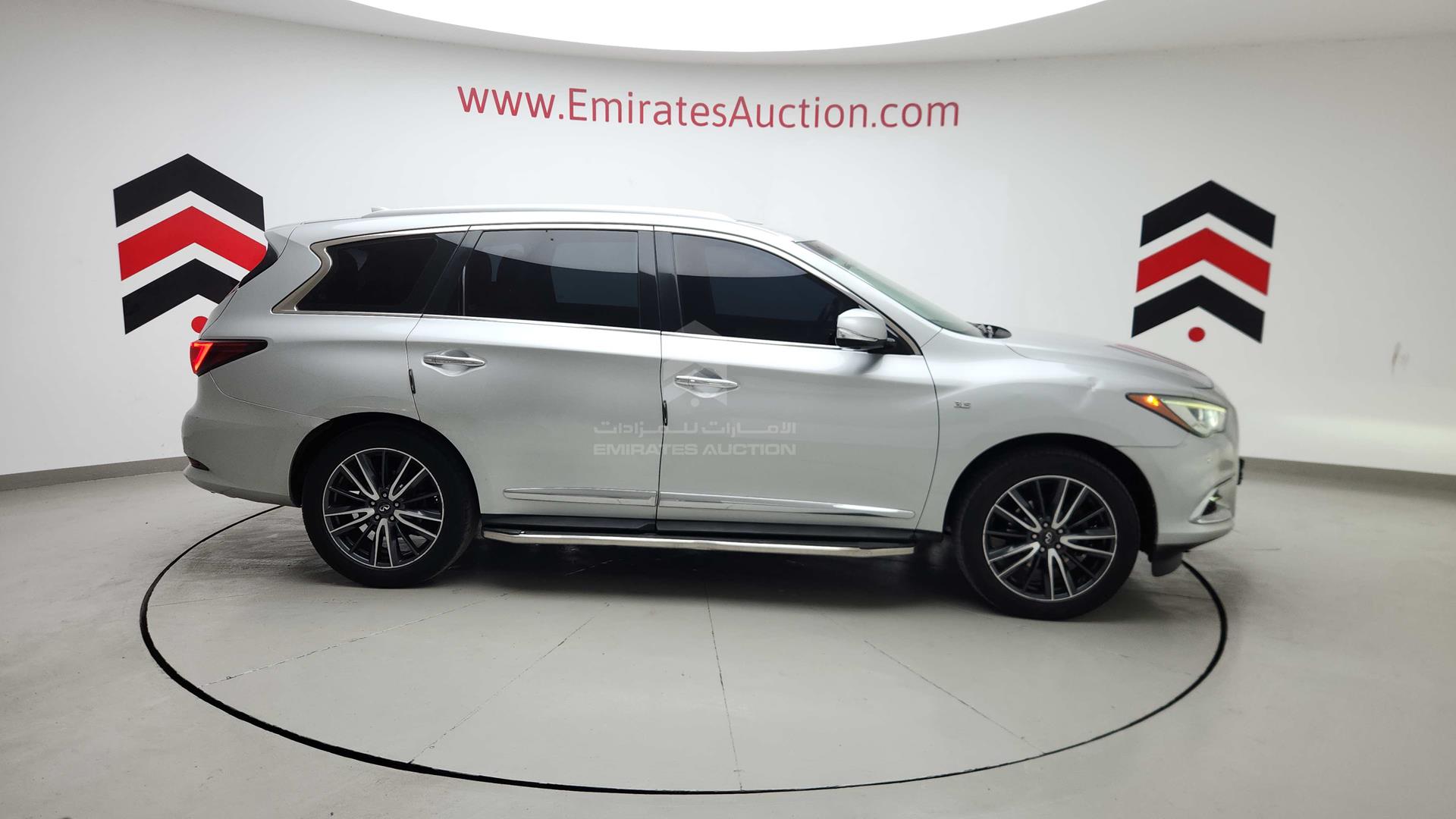 2017 INFINITI QX60 VIN: 5N1DL0MMXHC560605