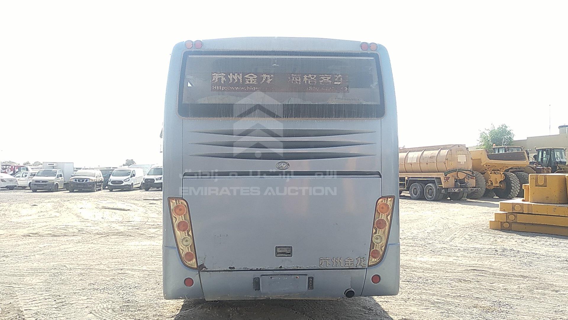 2010 HIGER BUS VIN: LKLR1FSDXAB537462