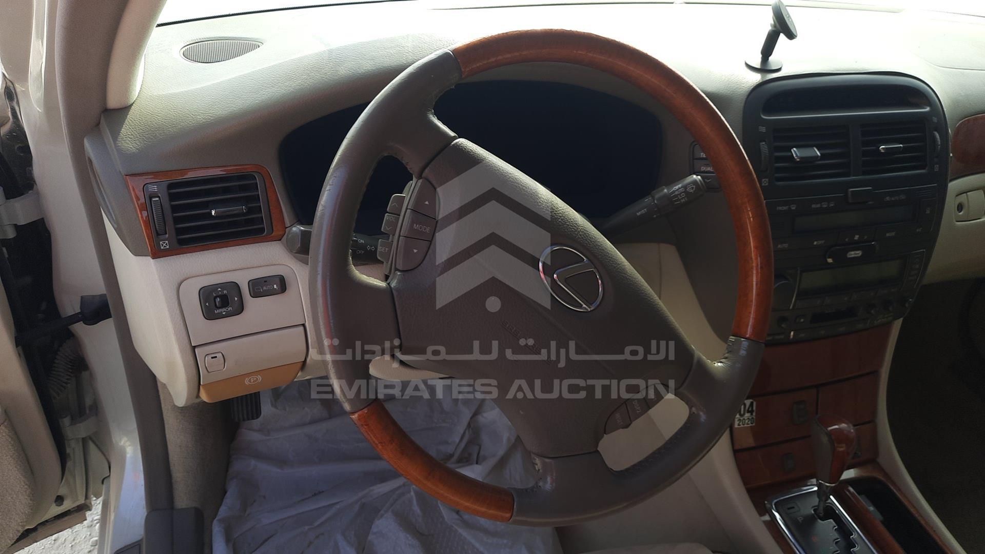 2001 LEXUS LS 430 VIN: JTHBN30F910048922