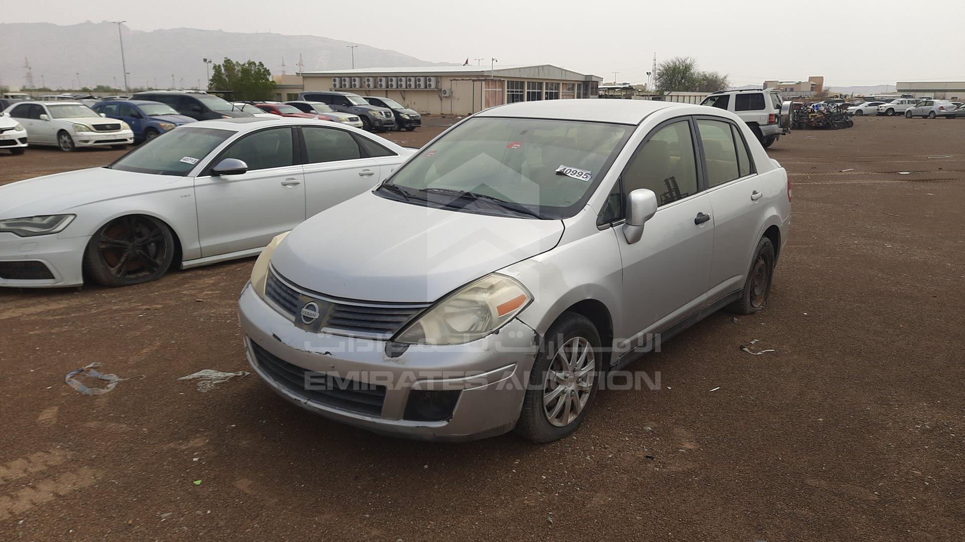 2008 NISSAN VERSA VIN: 3N1BC11E88L451310