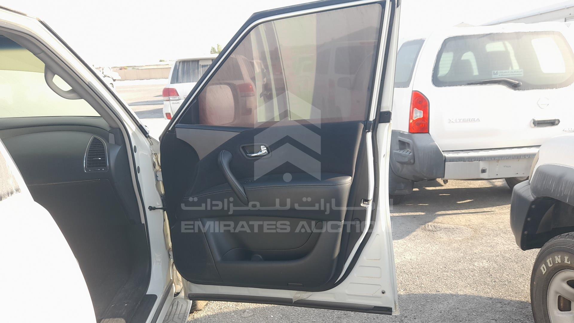 2014 NISSAN PATROL VIN: JN8AY2NY4E9073032
