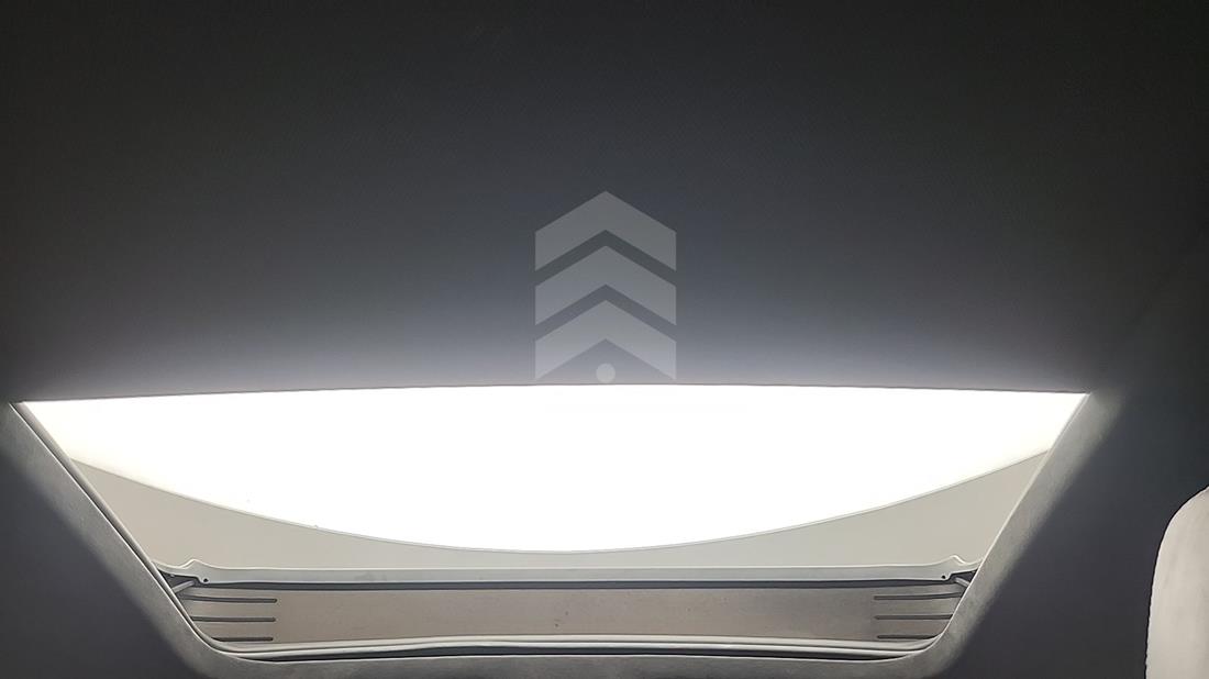2021 Lamborghini Urus — Sun Roof View — Photo 23