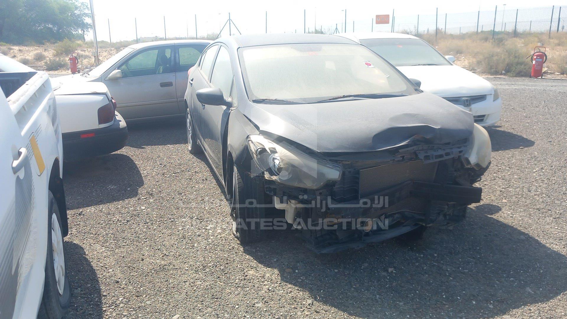 2015 KIA CERATO VIN: KNAFK4118F5901421