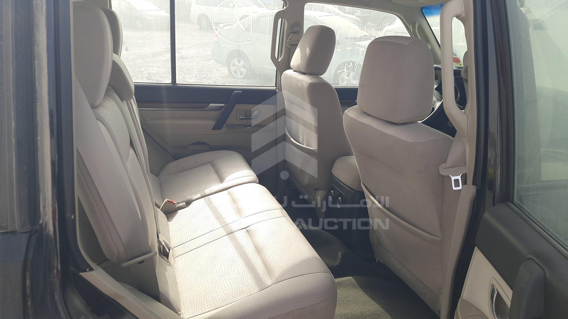 2007 MITSUBISHI PAJERO VIN: JMYLRV93W7J716274