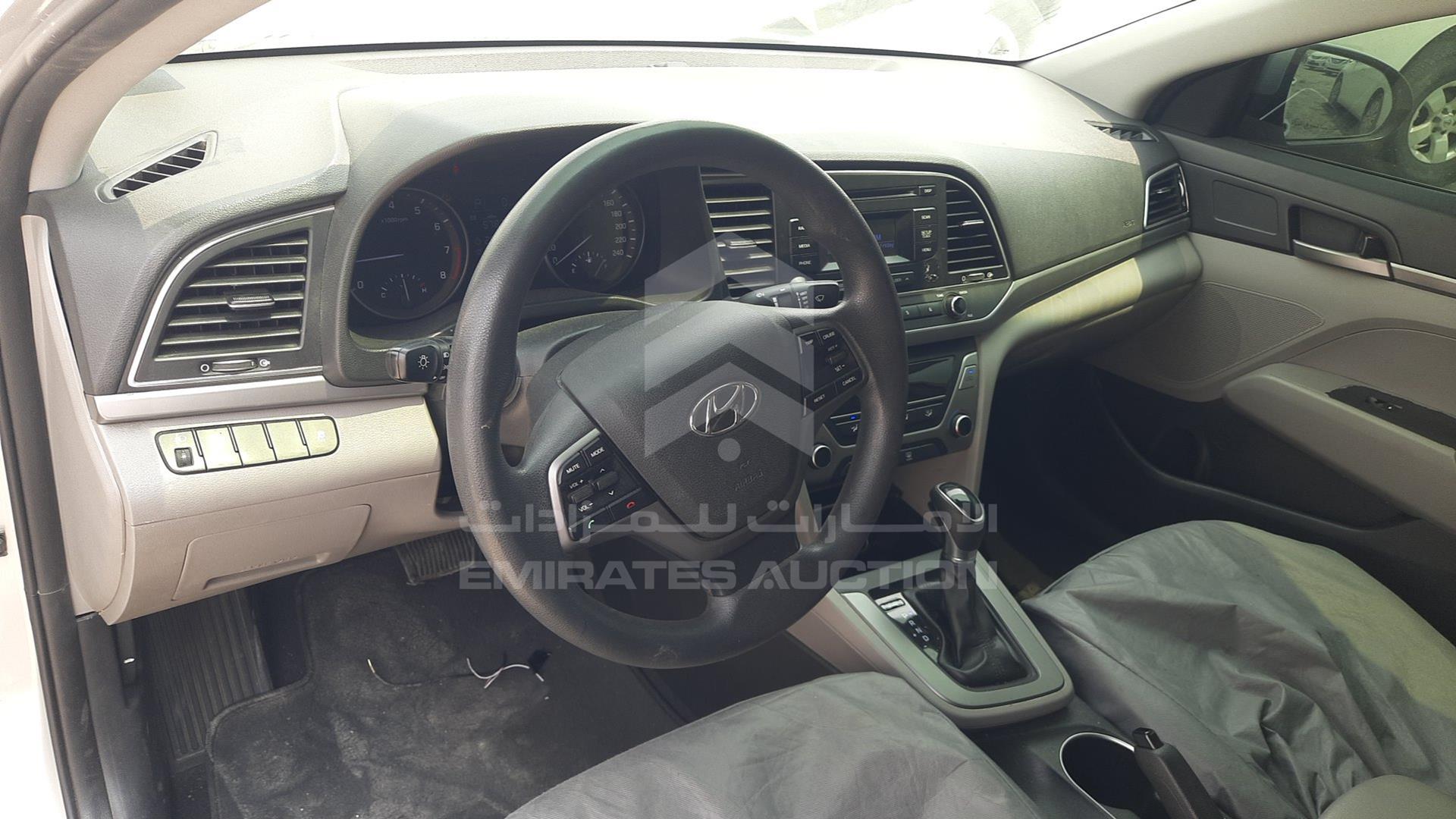 2018 HYUNDAI ELANTRA VIN: KMHD741C0JU545067