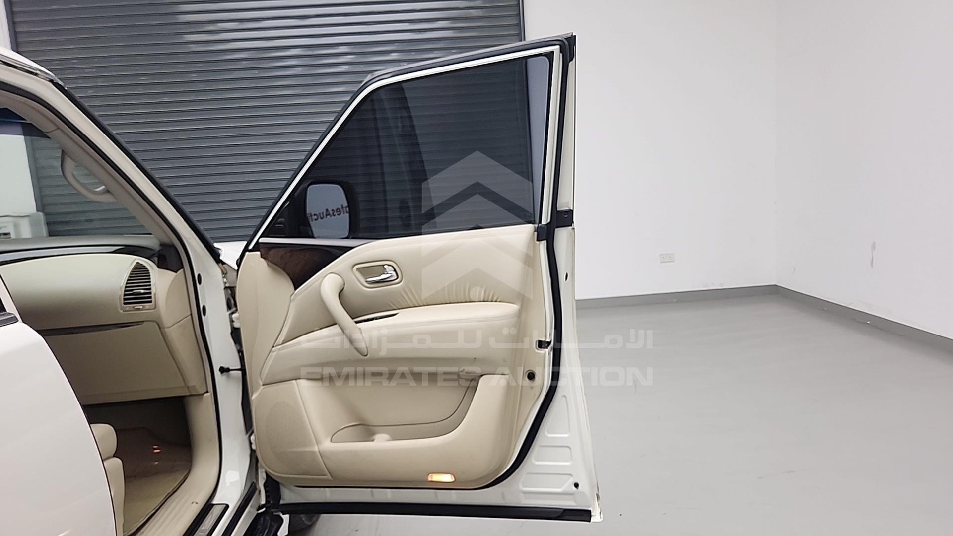 2014 INFINITI QX 80 VIN: JNRAZ2NY2E9041477