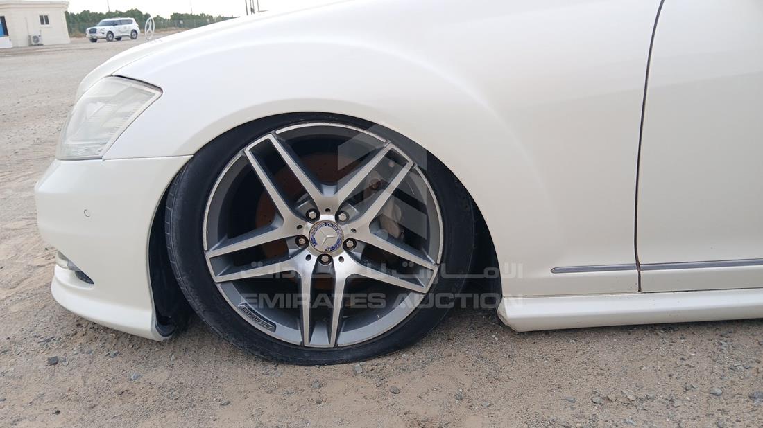 مرسيدس اس 550 2011 — الإطار الأمامي الأيسر — صورة 34