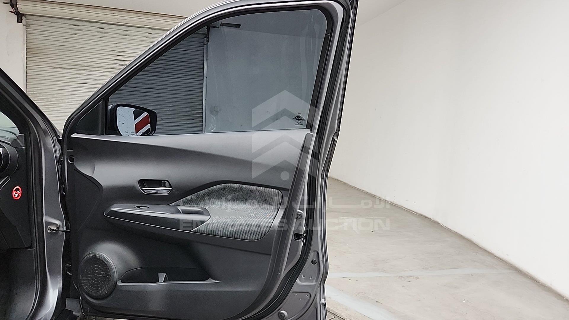 2020 NISSAN KICKS VIN: 3N1CP5C97LL521937
