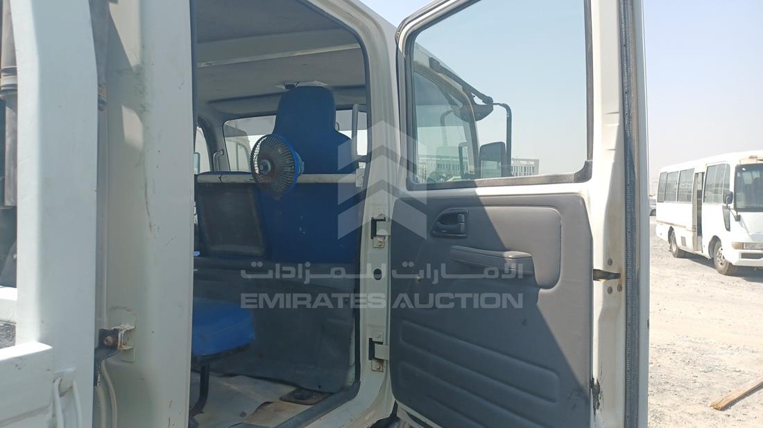 2015 Isuzu NPR — Rear Right Door — Photo 21