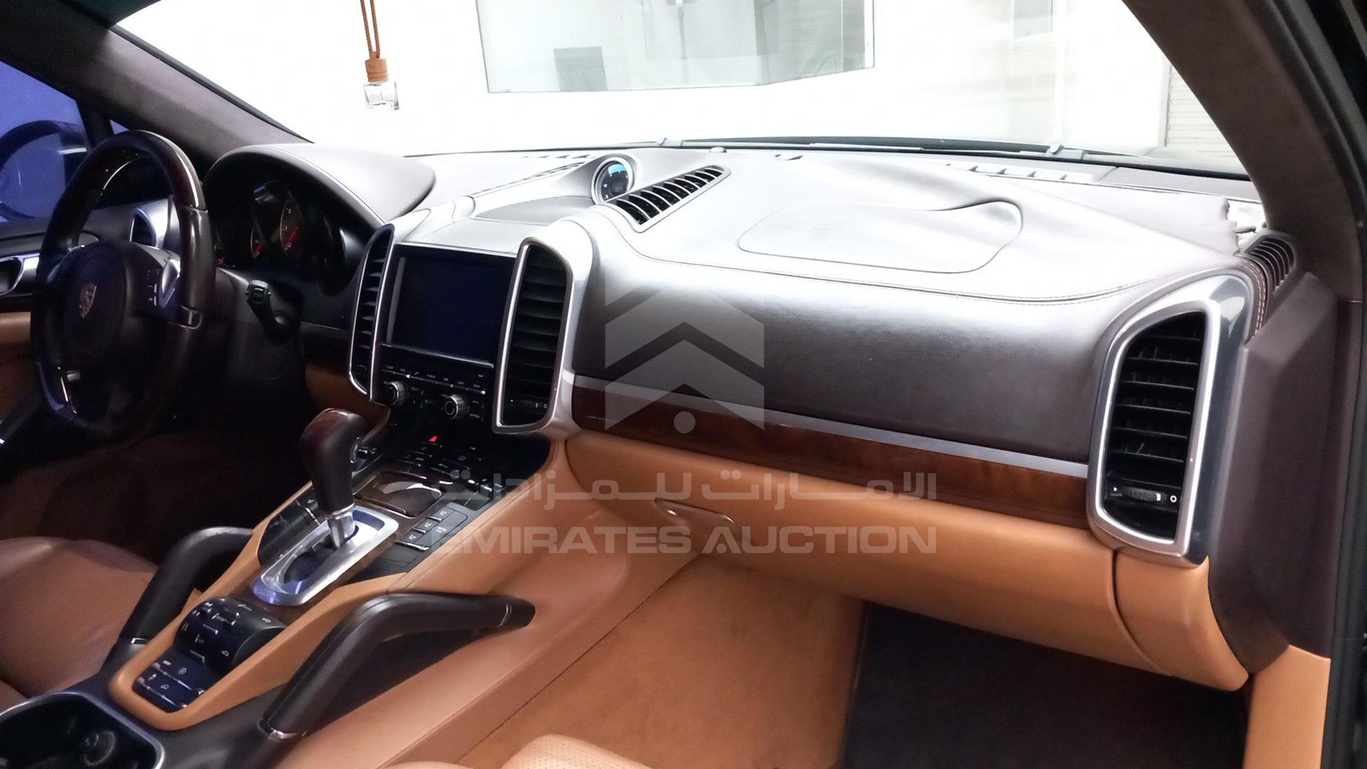 2012 PORSCHE CAYENNE VIN: WP1ZZZ92ZCLA41059