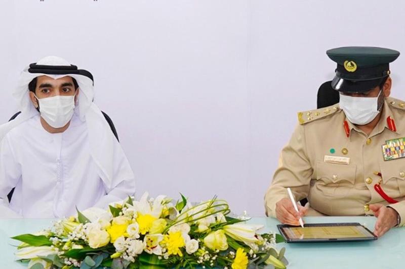 Dubai Police, Emirates Auction sign deal to provide assistance for broken-down vehicles