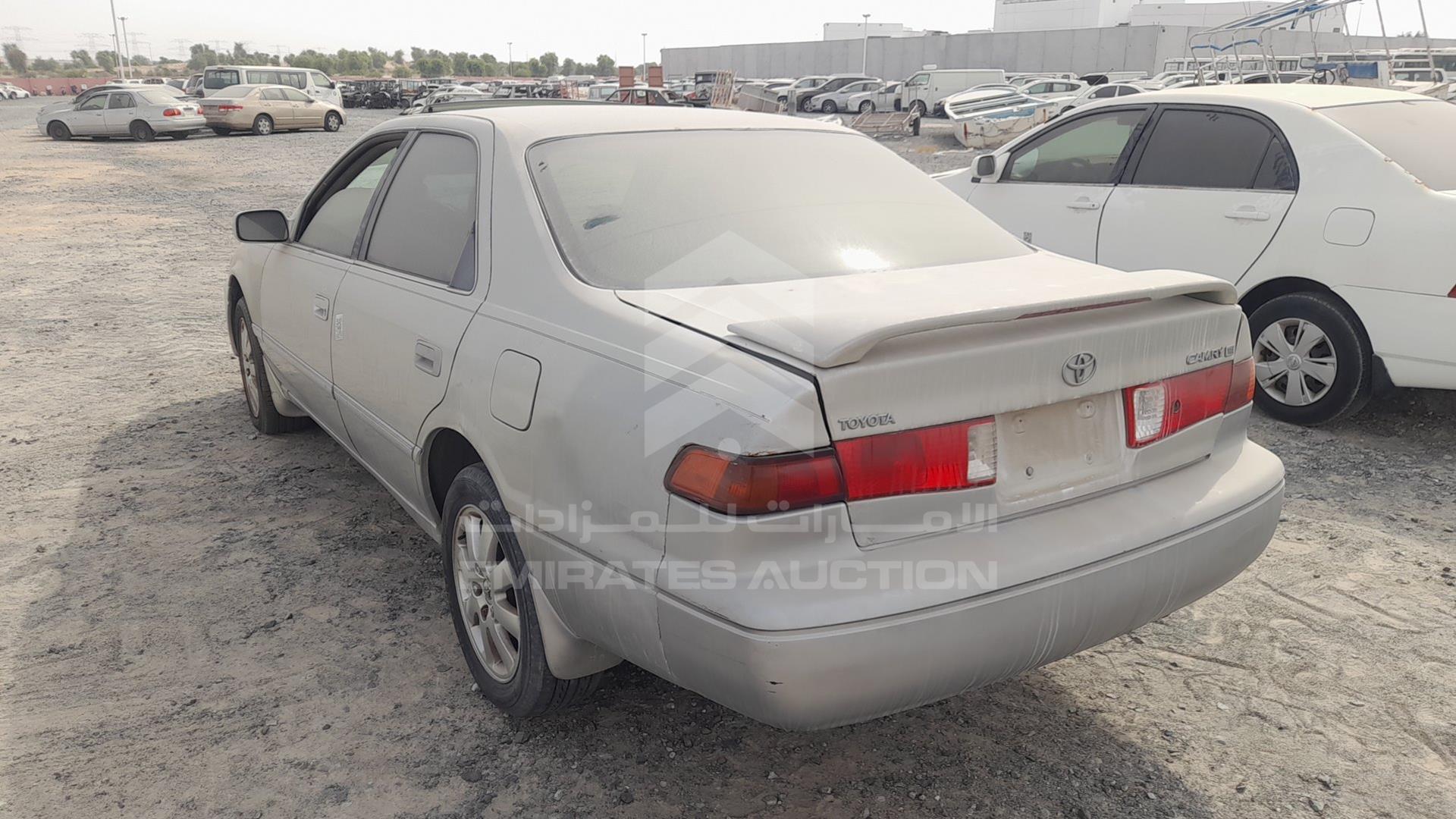 2001 TOYOTA CAMRY VIN: 4T1BG28K21U073561