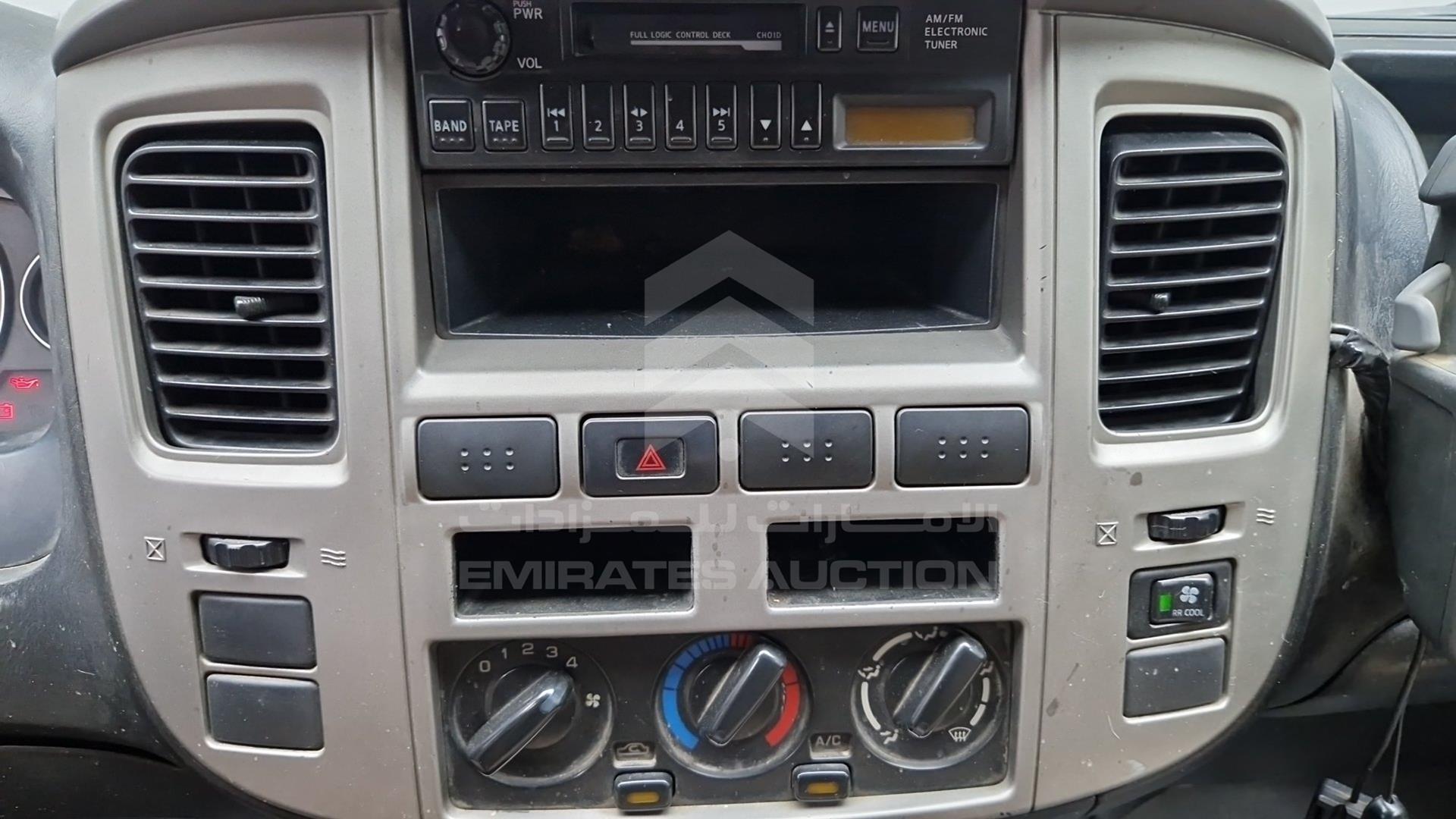 2010 NISSAN URVAN VIN: JN6AE54S5AX020605