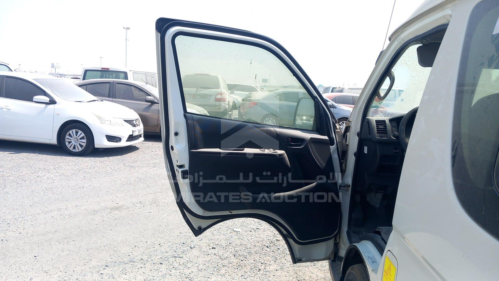 2014 TOYOTA HIACE VIN: JTGRX12P0E8042733